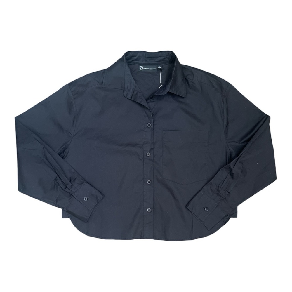 Boxy cropped button up